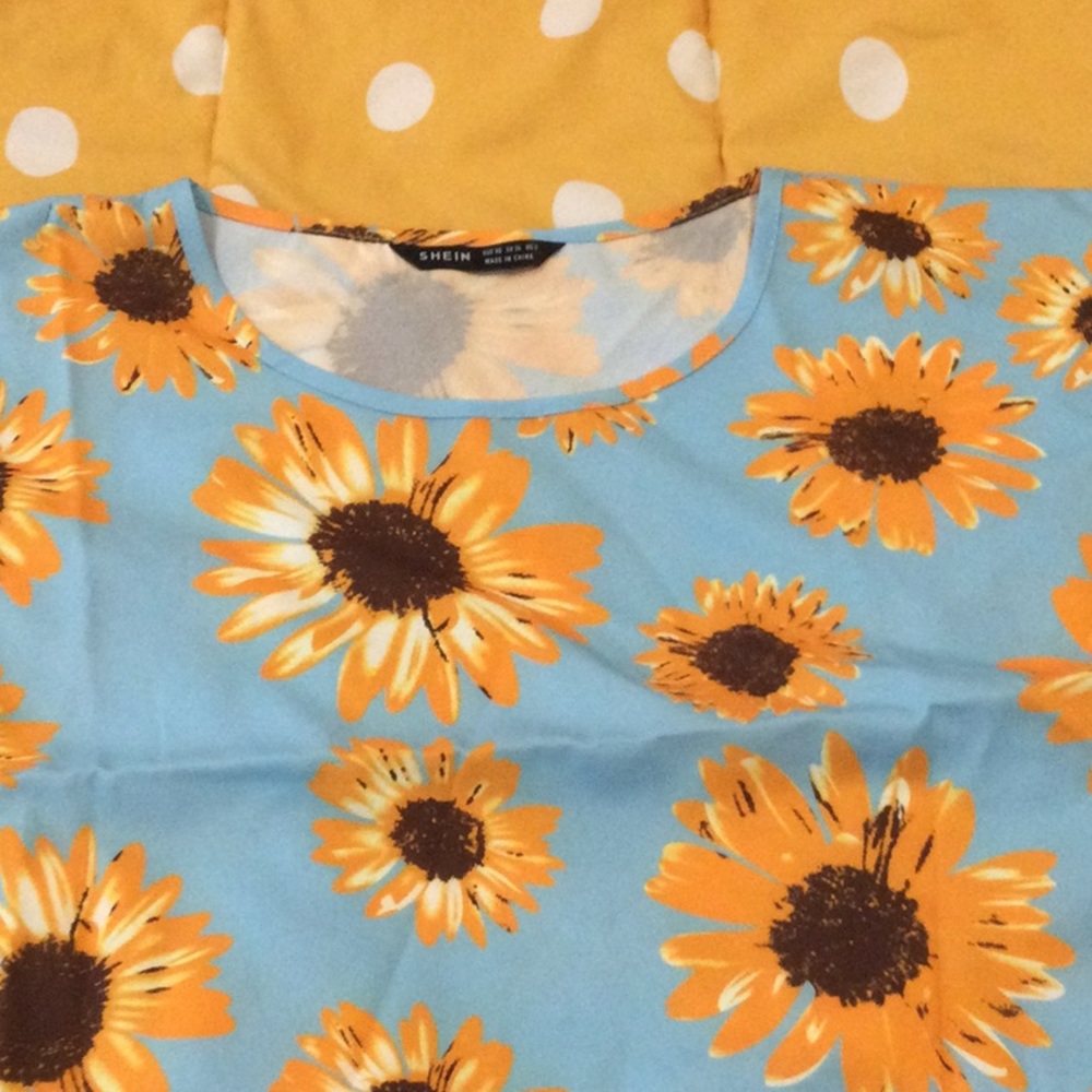 SUNFLOWER DRESS - Picture 2 of 3